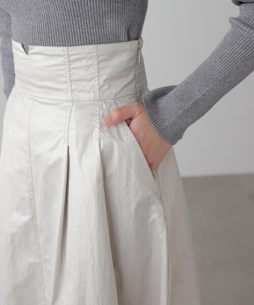 FREE'S MART（フリーズマート）の「◆ハイウエストタックスカート（スカート・レディース・ブラック/ベージュ/ブルー・SMALL/MEDIUM）」の17枚目の写真