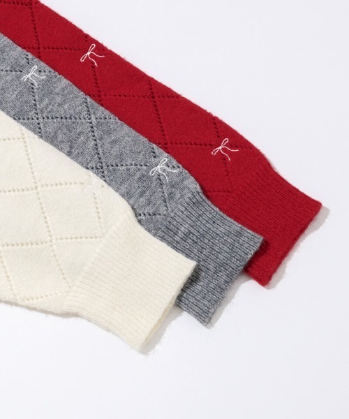 flower(フラワー)の「フォーリングリボンニット(ニット/セーター・レディース・ホワイト/グレー/レッド・FREE)」の4枚目の写真