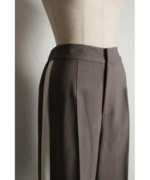 &. NOSTALGIA（アンドドットノスタルジア）の「ライントラックパンツ（その他パンツ・レディース・ブラウン/グレー・S/M）」の20枚目の写真