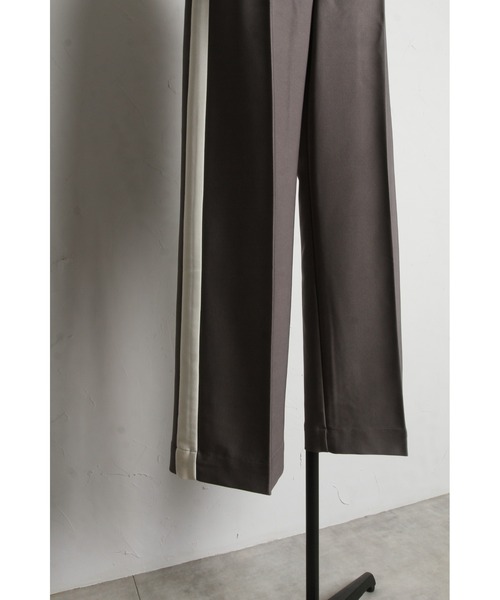 &. NOSTALGIA（アンドドットノスタルジア）の「ライントラックパンツ（その他パンツ・レディース・ブラウン/グレー・S/M）」の21枚目の写真