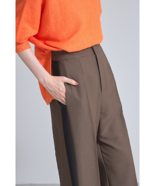 &. NOSTALGIA（アンドドットノスタルジア）の「ライントラックパンツ（その他パンツ・レディース・ブラウン/グレー・S/M）」の7枚目の写真