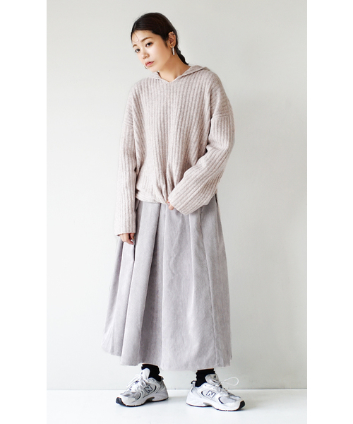 zootie(ズーティー)の「コーデュロイ タックスカート(スカート・レディース・ライラック/ライトベージュ/グレイッシュブルー/ブラウン/ネイビー/ダークカーキ・M)」の11枚目の写真
