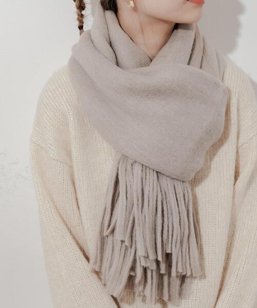 SMELLY(スメリー)の「ソフトボリュームマフラー(マフラー・レディース・ホワイト/グリーン系その他/ベージュ/グレー/チャコールグレー・-)」の15枚目の写真