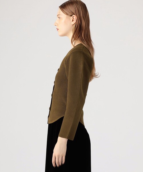 BY MALENE BIRGER（バイマレーネビルガー）の「BY MALENE BIRGER FRANCINAS　ドロップショルダーカーディガン（カーディガン/ボレロ・レディース・ブラウン/ブラック・XS）」の5枚目の写真