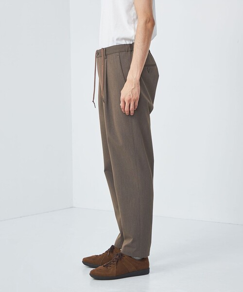 green label relaxing(グリーンレーベルリラクシング)の「ドライ チノ 1プリーツ ユーティリティパンツ イージーパンツ -ストレッチ-(チノパンツ・メンズ・モカ/ブラック/ナチュラル・L/M/S/XL)」の10枚目の写真