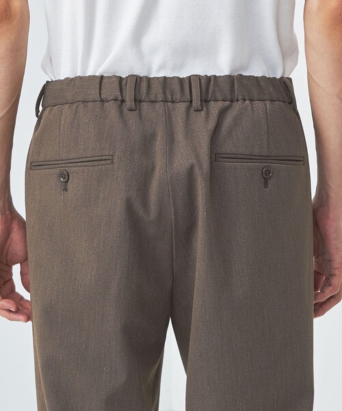 green label relaxing(グリーンレーベルリラクシング)の「ドライ チノ 1プリーツ ユーティリティパンツ イージーパンツ -ストレッチ-(チノパンツ・メンズ・モカ/ブラック/ナチュラル・L/M/S/XL)」の13枚目の写真