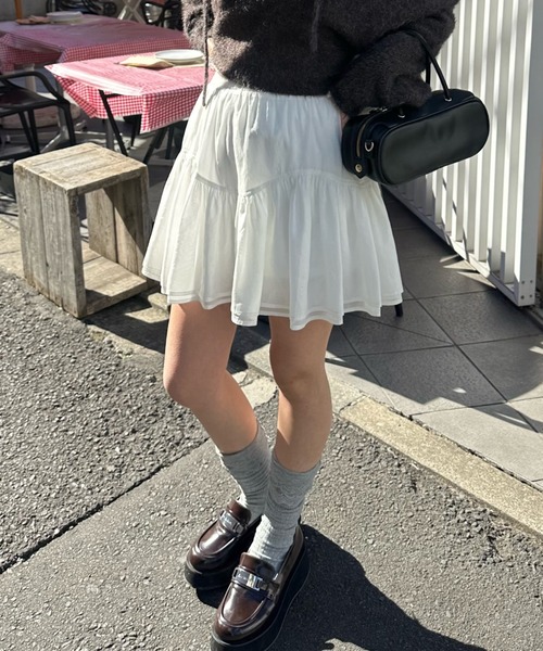 RAY CASSIN(レイカズン)の「シアーフレアミニスカート(スカート・レディース・ブラック/グレー系その他2/ホワイト・FREE)」の2枚目の写真