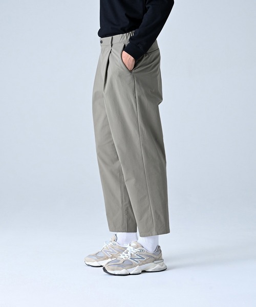 NEW BALANCE(ニューバランス)の「MET24 Wide Tapered Fit(スラックス・メンズ・カーキブラウン・X-LARGE/LARGE/MEDIUM/SMALL)」の2枚目の写真