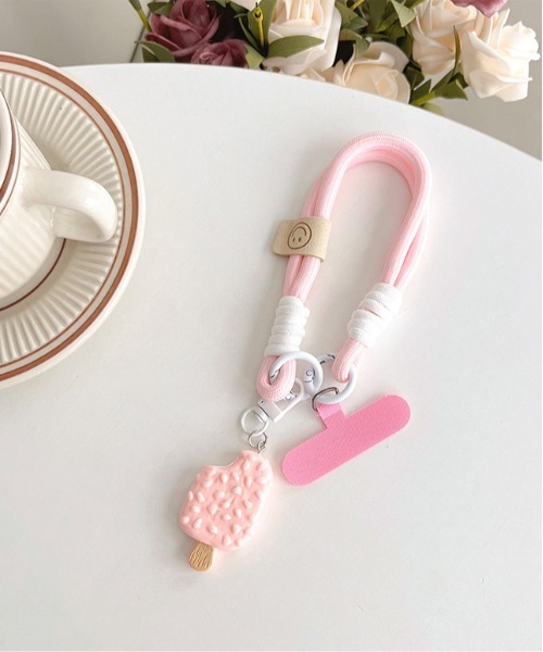 TONE SELECT GOODS(トーンセレクトグッズ)の「【urge select】アイス にこちゃん ポップ スマホストラップ(スマホグッズ・レディース・ホワイト/ブラウン/ピンク・FREE)」の3枚目の写真