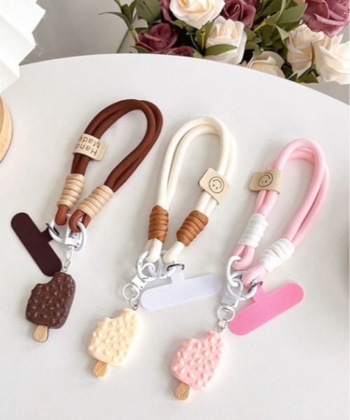 TONE SELECT GOODS(トーンセレクトグッズ)の「【urge select】アイス にこちゃん ポップ スマホストラップ(スマホグッズ・レディース・ホワイト/ブラウン/ピンク・FREE)」の4枚目の写真