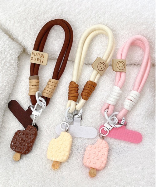 TONE SELECT GOODS(トーンセレクトグッズ)の「【urge select】アイス にこちゃん ポップ スマホストラップ(スマホグッズ・レディース・ホワイト/ブラウン/ピンク・FREE)」の5枚目の写真