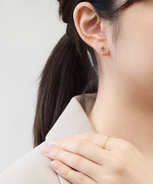 CALIN STANDARD(カリンスタンダード)の「◆金属アレルギー対応◆◆made in japan◆【痛くない】【落ちにくい】【ストレスフリーな着け心地】ワンポイント ループフィットイヤリング(イヤリング・レディース・ブラック/クリア/ピンク・FREE)」の8枚目の写真
