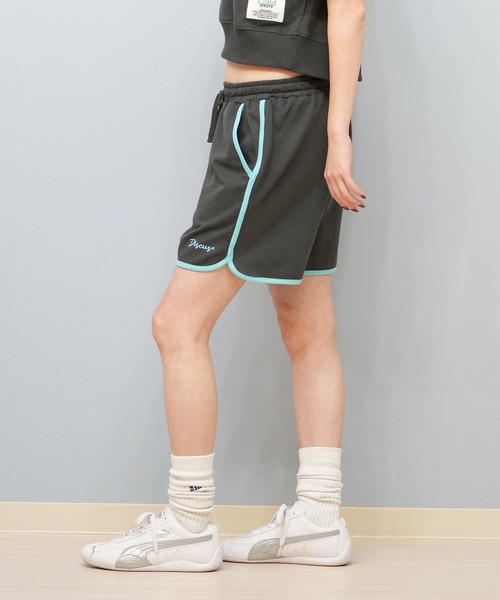 DISCUS ATHLETIC（ディスカス　アスレチック）の「DISCUS ATHLETIC/ディスカスアスレチック パイピングショートパンツ 5287-5970（スウェットパンツ・レディース・オートミール/スミクロ/コーラル・M/L）」の5枚目の写真