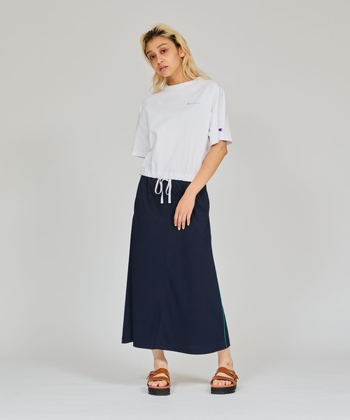Champion(チャンピオン)の「【Champion/チャンピオン】レディース ショートスリーブTシャツ(Tシャツ/カットソー・レディース・その他35/ホワイト/ブラック系その他/グレー/ペールイエロー/サックスブルー・MEDIUM/LARGE)」の11枚目の写真