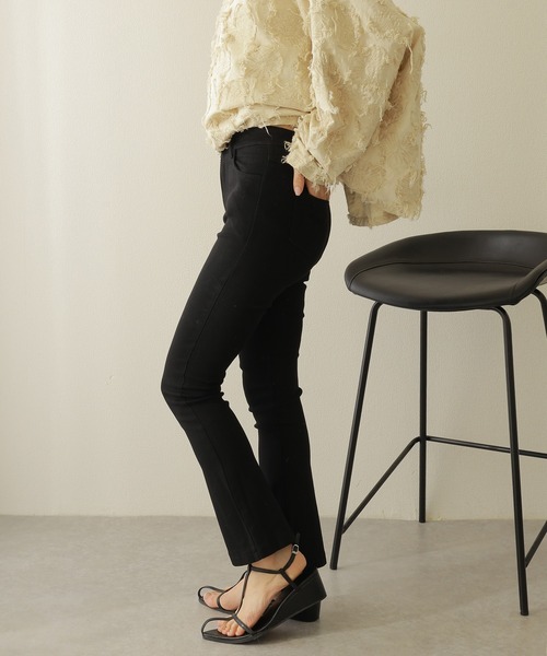 LAULEN（ローレン）の「stretch flare denim  pants /ストレッチ スリム フレア パンツ（その他パンツ・レディース・ブラック・S/XS/M）」の3枚目の写真