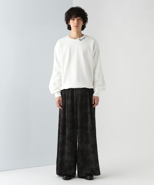 HARE(ハレ)の「ネックシシュウロゴスウェット(HARE)(スウェット・メンズ・イエロー/ホワイト/ブラック・FREE)」の4枚目の写真