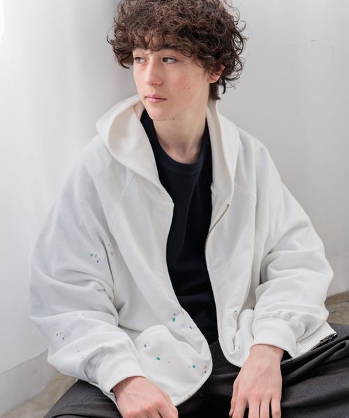 niko and...（ニコアンド）の「強撚裏毛ペイントパーカー（パーカー・メンズ・オフホワイト/ブラック・MEDIUM/LARGE）」の22枚目の写真