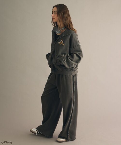 Disney（ディズニー）の「Disney/ディズニー  ヴィンテージライクZIPパーカー【ユニセックス】（パーカー・レディース・グレー/ブラック/ブラウン・M/L）」の13枚目の写真