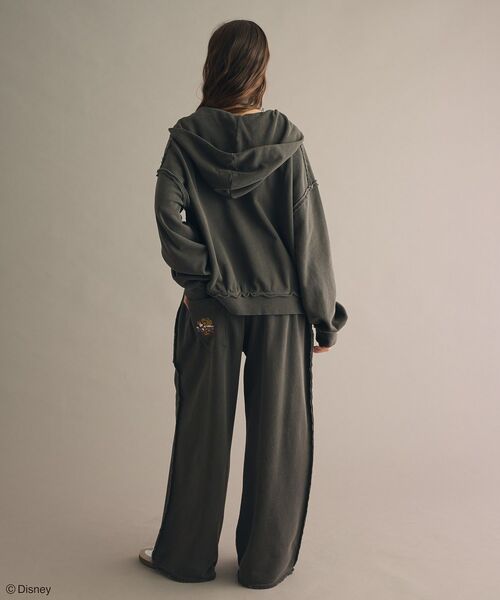 Disney（ディズニー）の「Disney/ディズニー  ヴィンテージライクZIPパーカー【ユニセックス】（パーカー・レディース・グレー/ブラック/ブラウン・M/L）」の14枚目の写真