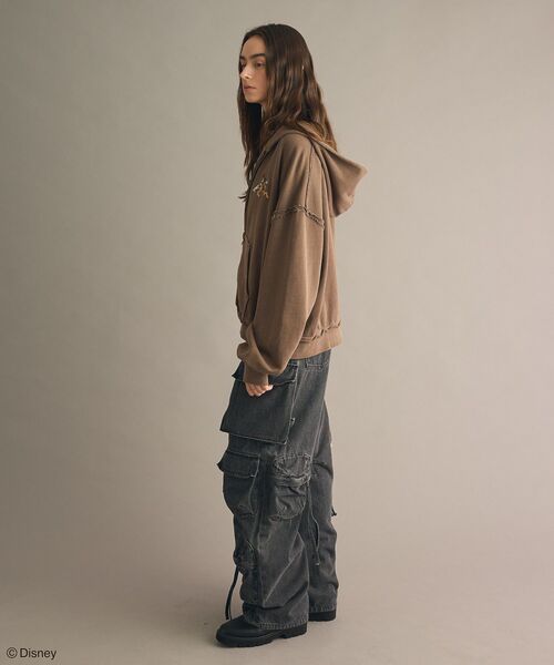 Disney（ディズニー）の「Disney/ディズニー  ヴィンテージライクZIPパーカー【ユニセックス】（パーカー・レディース・グレー/ブラック/ブラウン・M/L）」の20枚目の写真