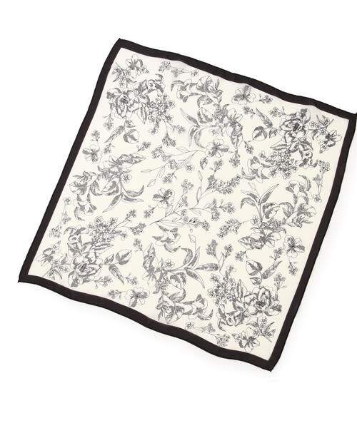 EDIT COLOGNE（エディットコロン）の「花柄スカーフ（ストール/ショール・レディース・オレンジ/ブラック・ﾌﾘ-）」の4枚目の写真