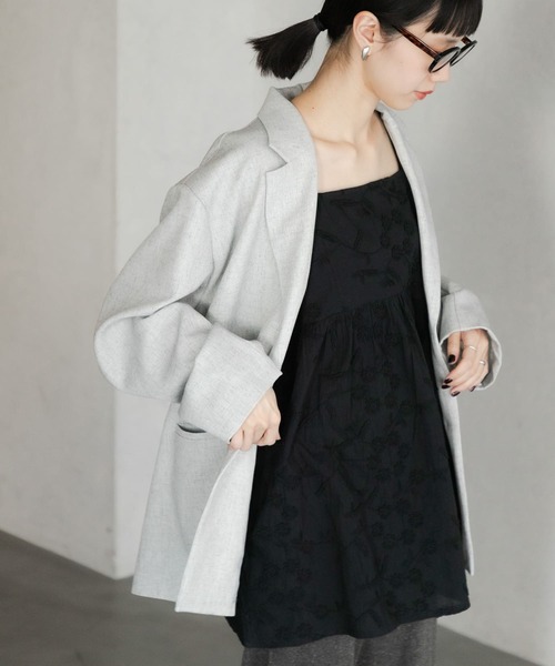 URBAN RESEARCH DOORS（アーバンリサーチドアーズ）の「立体刺繍キャミソールブラウス（キャミソール・レディース・オフホワイト/ブラック・MEDIUM）」の3枚目の写真