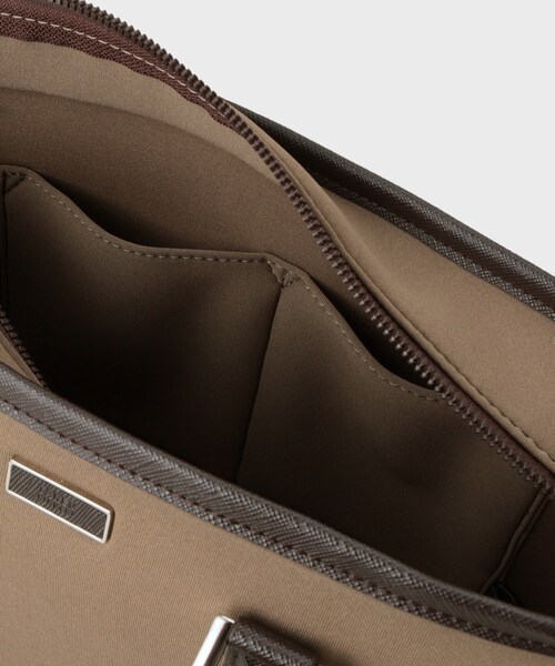 TAKEO KIKUCHI（タケオキクチ）の「スポンディッシュ ミニトート（トートバッグ・メンズ・ブラック/ブラウン系その他/ライトブルー・00）」の20枚目の写真