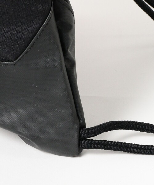NIKE(ナイキ)の「ナイキ / ブラジリア 9.5 トレーニングジムサック (18L)(バックパック/リュック・メンズ・ブラック・ONE SIZE)」の5枚目の写真
