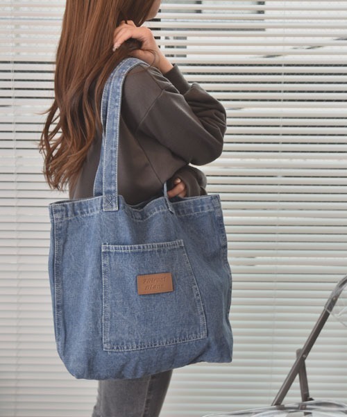 TONE SELECT GOODS（トーンセレクトグッズ）の「【float】デニム トートバッグ【A4サイズ収納可能】（トートバッグ・レディース・ライトブルー/ブラック/インディゴブルー・FREE）」の12枚目の写真