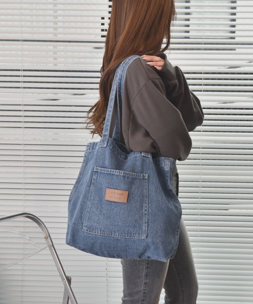 TONE SELECT GOODS（トーンセレクトグッズ）の「【float】デニム トートバッグ【A4サイズ収納可能】（トートバッグ・レディース・ライトブルー/ブラック/インディゴブルー・FREE）」の13枚目の写真