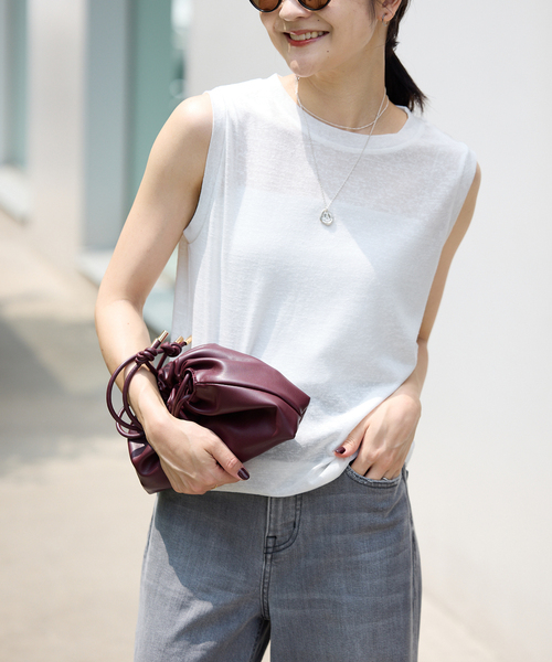 SLOBE IENA(スローブイエナ)の「《追加》スラブ天竺ノースリーブTEE(Tシャツ/カットソー・レディース・ネイビー/ホワイト/スカイブルー/オレンジ系その他/ベージュ・FREE)」の2枚目の写真