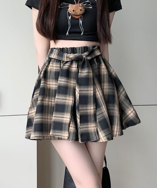 Teem Store(チームストア)の「チェックフレア 腰巻き風デザイン ミニスカート(スカート・レディース・ホワイト/ベージュ/レッド・S/M)」の2枚目の写真