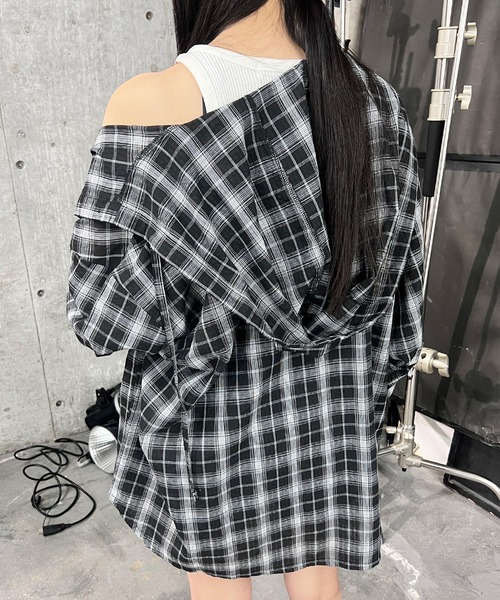 Figments(フィグメンツ)の「フーデッドオーバーチェックシャツ(シャツ/ブラウス・レディース・ブラック・FREE)」の7枚目の写真