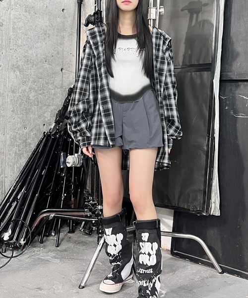 Figments(フィグメンツ)の「フーデッドオーバーチェックシャツ(シャツ/ブラウス・レディース・ブラック・FREE)」の3枚目の写真