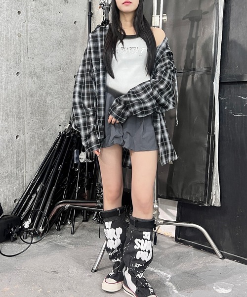 Figments(フィグメンツ)の「フーデッドオーバーチェックシャツ(シャツ/ブラウス・レディース・ブラック・FREE)」の4枚目の写真