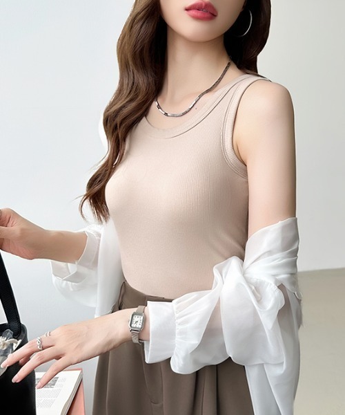 COCOMOMO(ココモモ)の「【6色展開】 カップ付きで1枚で楽ラク可愛い カップ付き リブ タンクトップ レイヤード(タンクトップ・レディース・ブルー/イエロー/杢グレー/ベージュ/ホワイト/ブラック・FREE)」の5枚目の写真