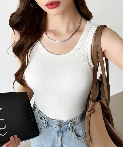 COCOMOMO(ココモモ)の「【6色展開】 カップ付きで1枚で楽ラク可愛い カップ付き リブ タンクトップ レイヤード(タンクトップ・レディース・ブルー/イエロー/杢グレー/ベージュ/ホワイト/ブラック・FREE)」の9枚目の写真