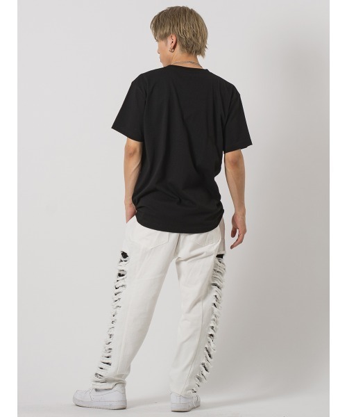 RE730(アールイーセブンサーティー)の「カレッジロゴ ビッグシルエット Tシャツ(Tシャツ/カットソー・メンズ・ブラック系1/ブラック系/ブルー系その他/ホワイト系/ホワイト系1/ブルー系その他2・MEDIUM/LARGE)」の11枚目の写真