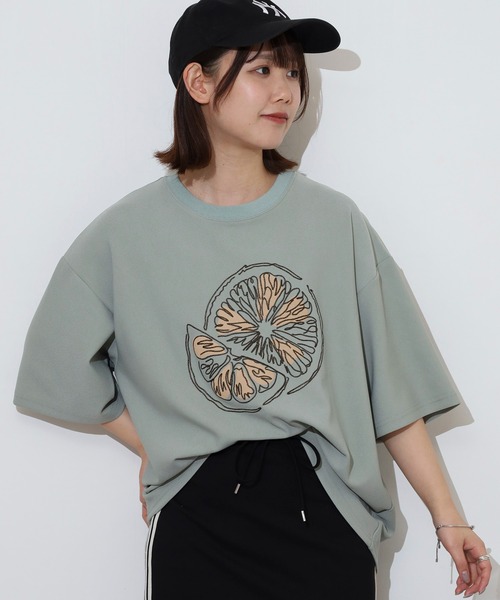 ATELANE(アテレーン)の「ATELANE 梨地/アソート半袖Tシャツ/刺繍デザイン/切替デザイン(Tシャツ/カットソー・メンズ・グリーン/ホワイト系その他/ホワイト系その他3/ブラック系その他/ホワイト系その他2/ブラック系その他2/ブラック系その他3/ブラック・L/M)」の8枚目の写真