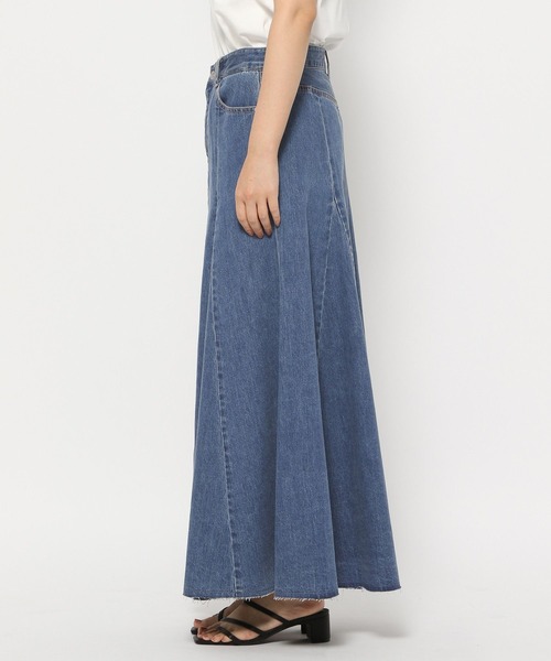 LOWRYS FARM(ローリーズファーム)の「デニムフレアスカート 495442(スカート・レディース・ブルー/ブラック・MEDIUM/LARGE)」の9枚目の写真
