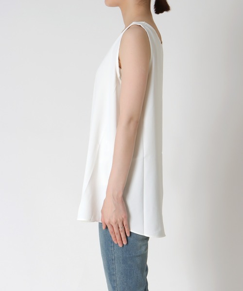 Jines（ジネス）の「デシンタンクトップブラウス（シャツ/ブラウス・レディース・ブラック/ホワイト・38）」の9枚目の写真