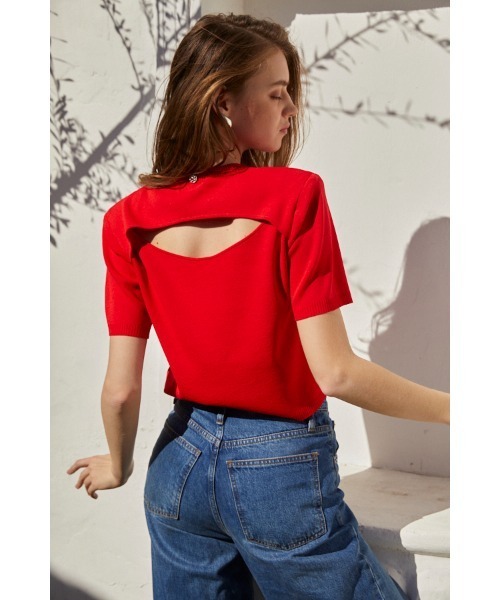 Estella.K(エステラケー)の「Melanie Open Back Top オープンバックニットトップ(ニット/セーター・レディース・レッド/ホワイト×ブラック/ネイビー・FREE)」の3枚目の写真