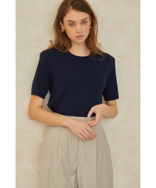 Estella.K(エステラケー)の「Melanie Open Back Top オープンバックニットトップ(ニット/セーター・レディース・レッド/ホワイト×ブラック/ネイビー・FREE)」の11枚目の写真
