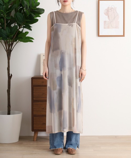 FUNALIVE（ファンアライブ）の「水彩総柄 シアーキャミワンピース（ワンピース・レディース・チャコールグレー/アイボリー系/マルチ・FREE）」の10枚目の写真