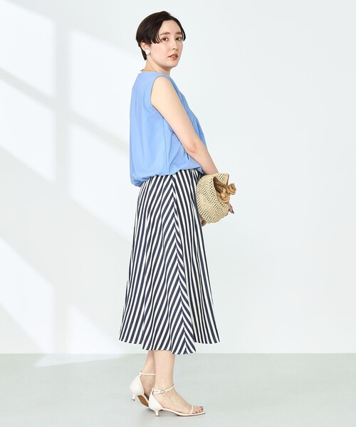 NOLLEY’S（ノーリーズ）の「《セットアップ対応》撥水ストレッチタフタタックブラウス（シャツ/ブラウス・レディース・ネイビー/ライトブルー/ホワイト・38）」の10枚目の写真