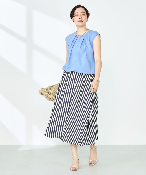 NOLLEY’S（ノーリーズ）の「《セットアップ対応》撥水ストレッチタフタタックブラウス（シャツ/ブラウス・レディース・ネイビー/ライトブルー/ホワイト・38）」の11枚目の写真