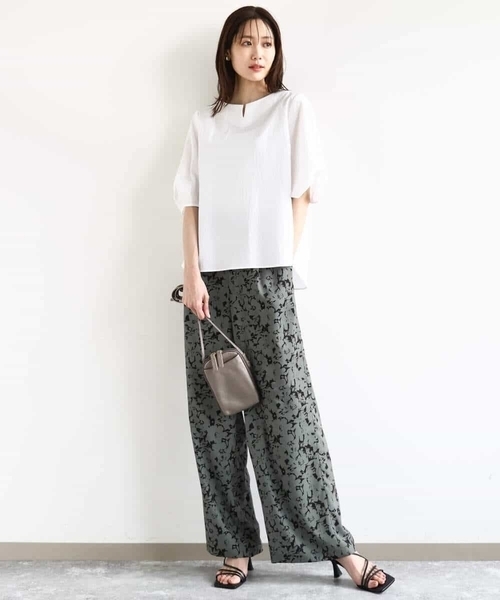 MK MICHEL KLEIN(エムケーミッシェルクラン)の「フラワー柄ワイドパンツ/洗える(その他パンツ・レディース・ブラック/カーキ・38)」の18枚目の写真