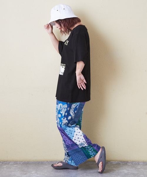 KLOKE クローク　オーストラリア　花柄　シャツ　 定価33000円　ゆったり セール】21/-OE天竺箔プリントロゴTシャツ（Tシャツ/カットソー