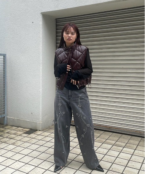 パンツ STUDS DETAIL STRAIGHT DENIM PANTS STUDS DETAIL STRAIGHT DENIM PANTS（デニムパンツ）｜Ameri