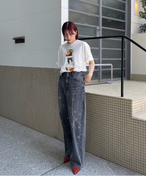 STUDS DETAIL STRAIGHT DENIM PANTS（デニムパンツ）｜Ameri